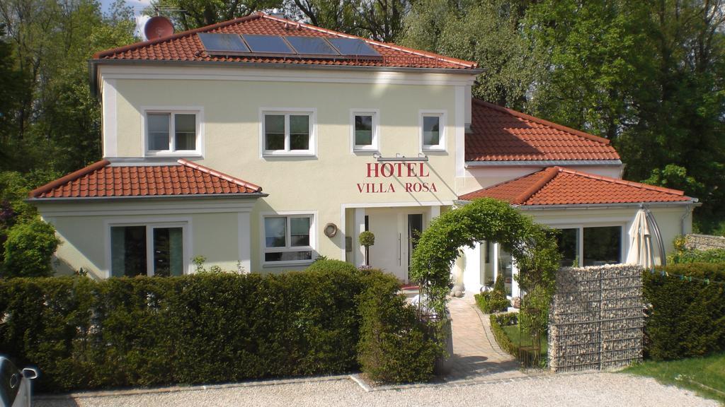 Hotel Villa Rosa Allershausen Exterior photo